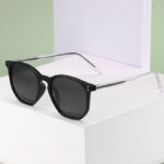 Fashion Polarized Sun Glasses Women - Image 3