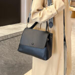 All-match Handbag Large Capacity Shoulder Messenger Bag - Image 8